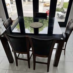 5 Chairs Dining Table 