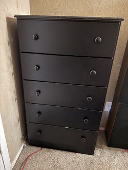 Black Dressor