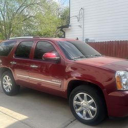 2011 GMC Yukon Denali