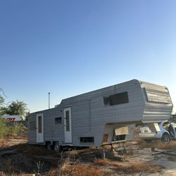 RV Trailer 