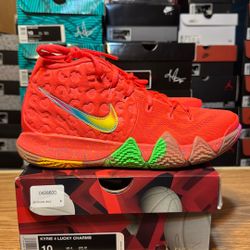 Nike Kyrie 4 Lucky Charm Sz.10