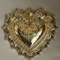 New Dolce And Gabbana Sacred Heart Wall Art Weighs About 15 Pounds $750 
