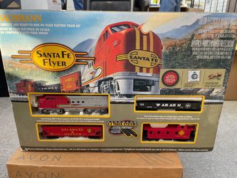 Bachmann Santa Fe Flyer HO Scale Electric Train Set