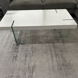 Modern White, Glass Coffee Table 