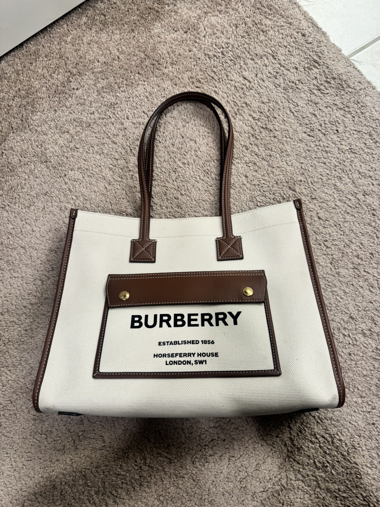 Burberry Tote