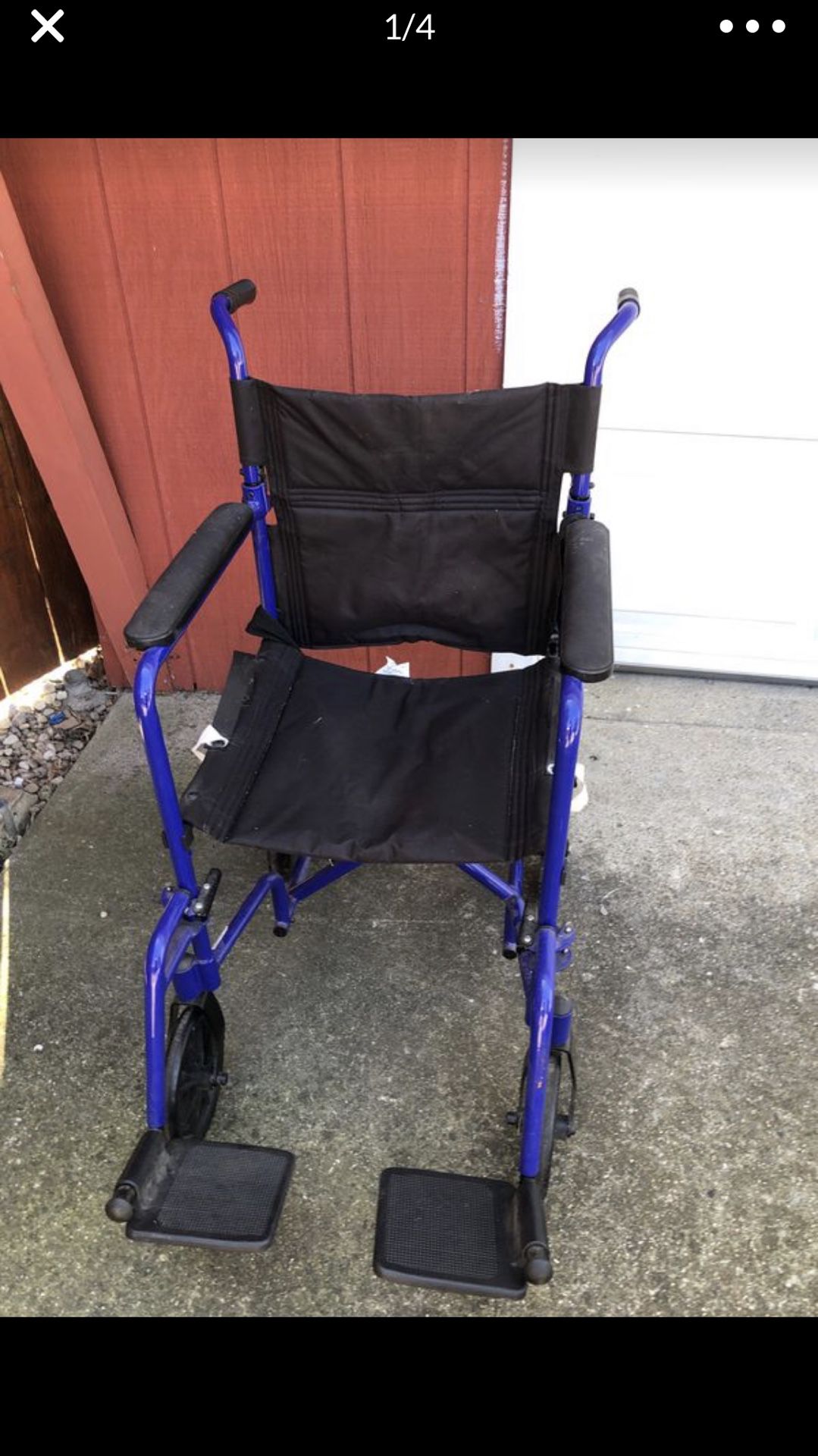 Light weight wheelchair, like new, 300lbs capacity