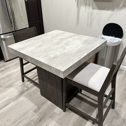 Living Spaces Titan Counter Height Dining Set (Table + 2 Stools)