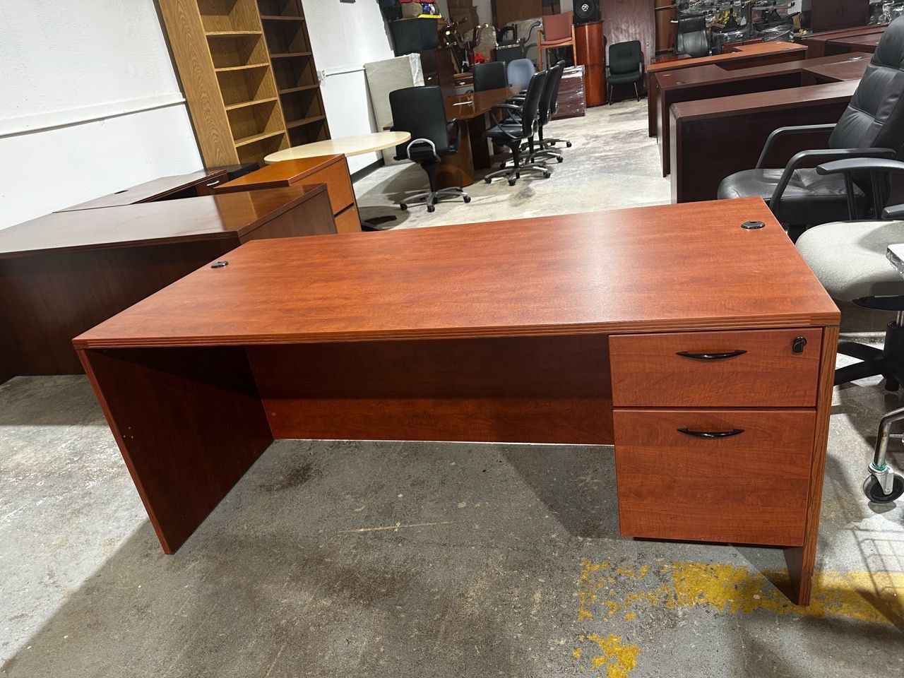 OFFICE/HOME DESK COMPUTER DESK for Sale in Houston, TX - OfferUp