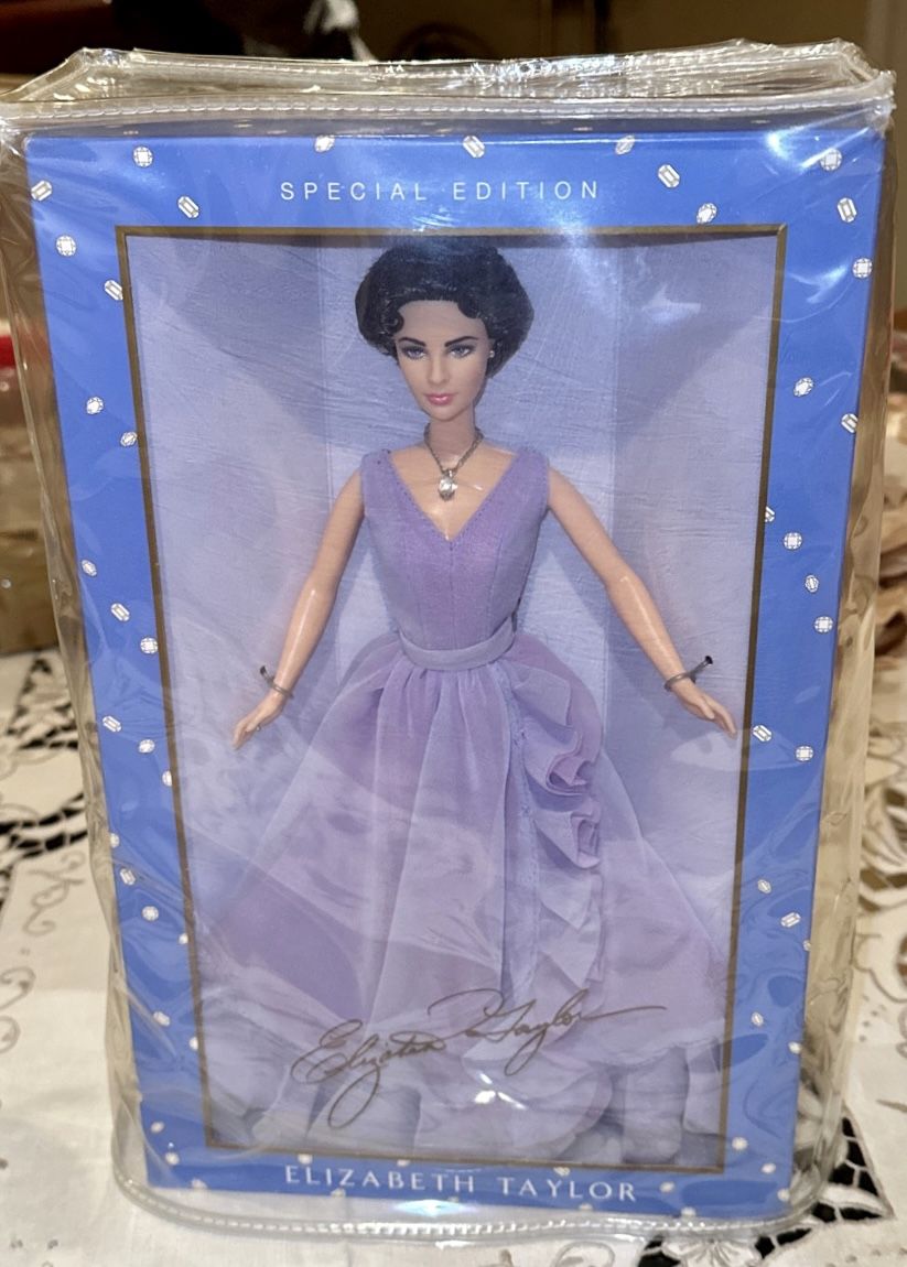 Elizabeth Taylor Doll ~Barbie - 2000 White Diamond ~Special Edition NRFB 28076. Collectors “New in Box". Rare ! With custom made Plastic Cover Protec