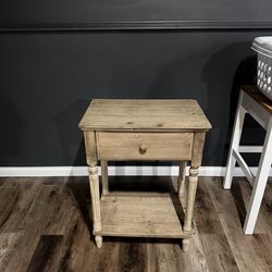 End table