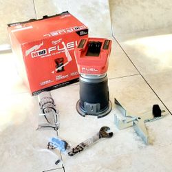 Milwaukee FUEL 18V Compact Router