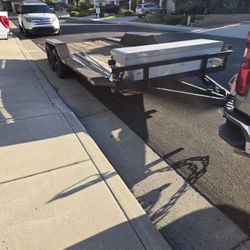18' Trailer