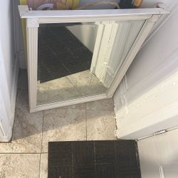 Decent White Mirror 