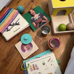 Lovevery The Inspector Play guide 7-8 Months