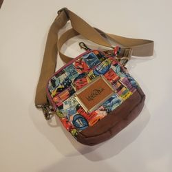 Kipling Purse Womens Convertible Sling Bag Travel Pockets. Pre-owned, 
perfect shape, please see photos for details. It is approximately 
7x7x3". Adju