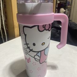 Hello Kitty 40 ounce Cup 