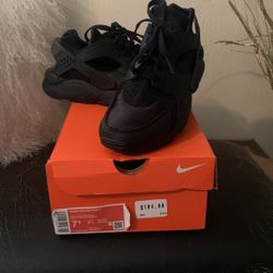 WMNS NIKE METCON 6