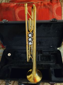 Very Nice Yamaha YTR200AD Advantage Trumpet