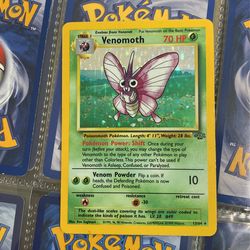 Holo Venomoth 25