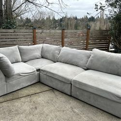 Sectional Couch 
