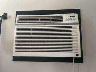 LG WALL AIR CONDITIONER COMPLETE