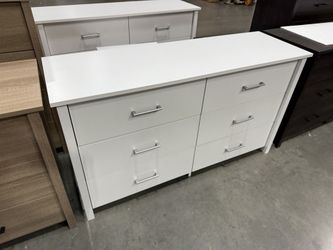 New! 6-Drawer White Dresser, bedroom dresser, white finish dresser, clothing storage unit, bedroom closet, closet storage, cabinet, Dresser, matching 