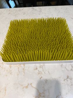 Bottle drying grass rack