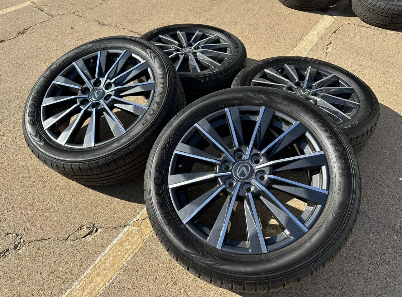 2025 Lexus GX 550 Luxury Wheels And Tires *Less Than 100 miles*