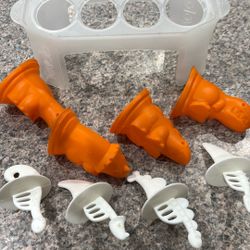Silicone Dinosaur Ice Pop Molds Set