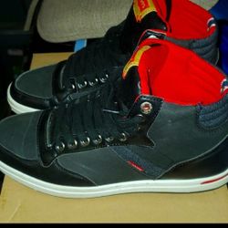 Levi's NAVY BLUE shoes 8.5