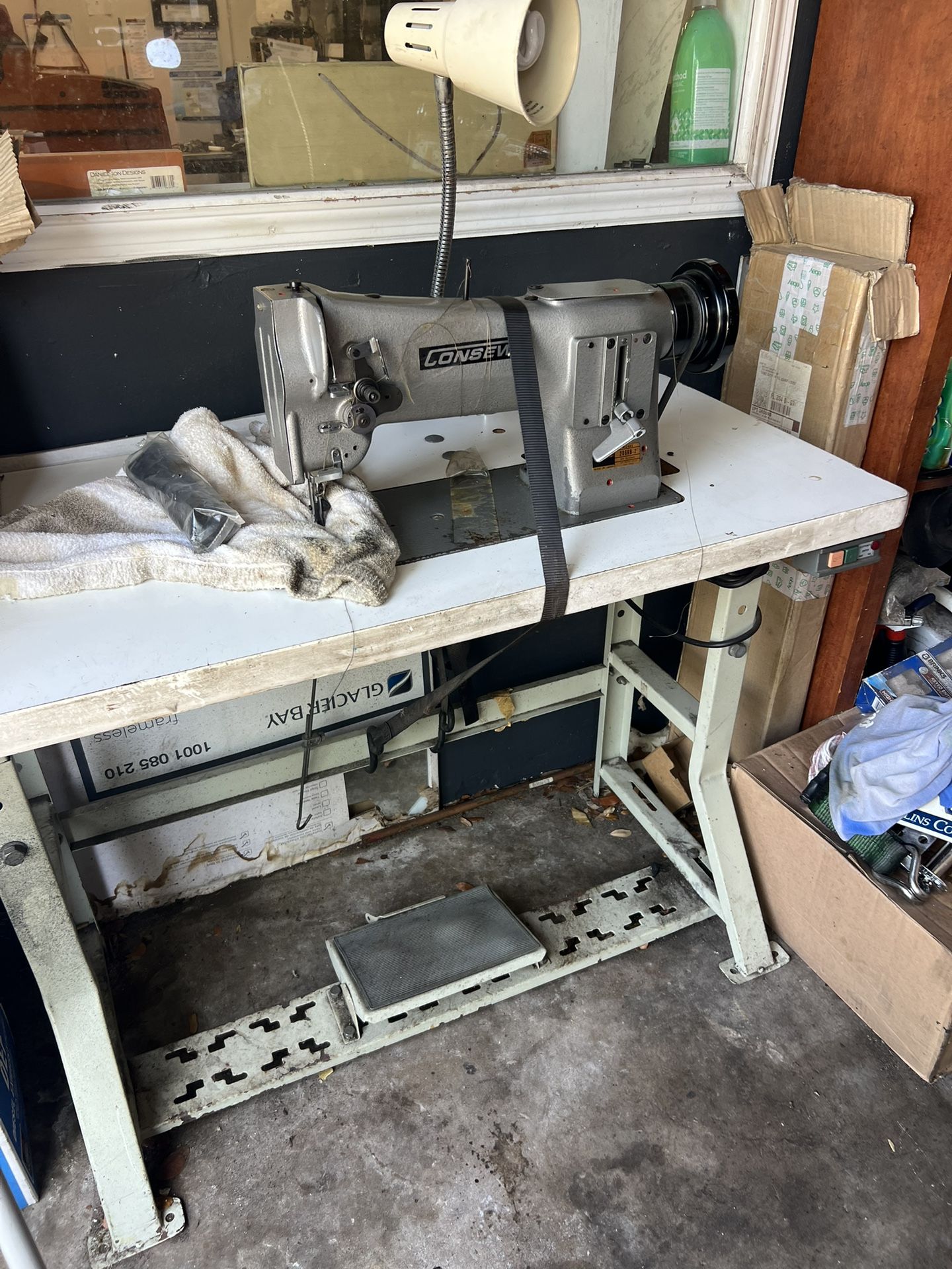 Consew Industrial sewing machine