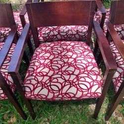 FOUR NICE MATCHING LOBBY CHAIRS 