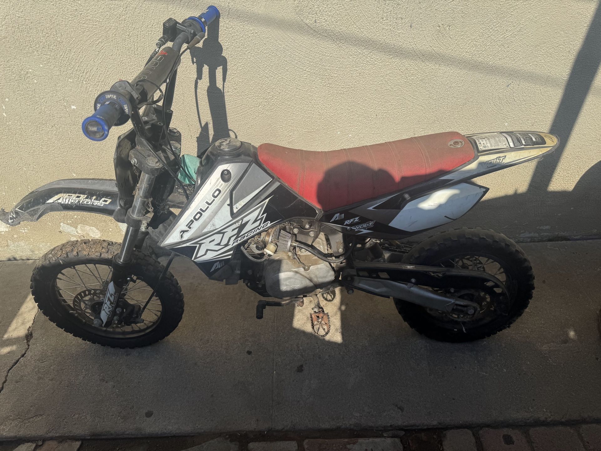 Dirtbike Apollo