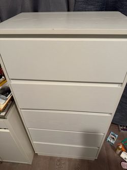 Vanity with dressers