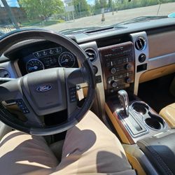 2012 F150 LARIAT 4x4 5.0V8