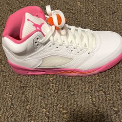 Girls Grade School Air Jordan Size 6 “Pinksicle” 