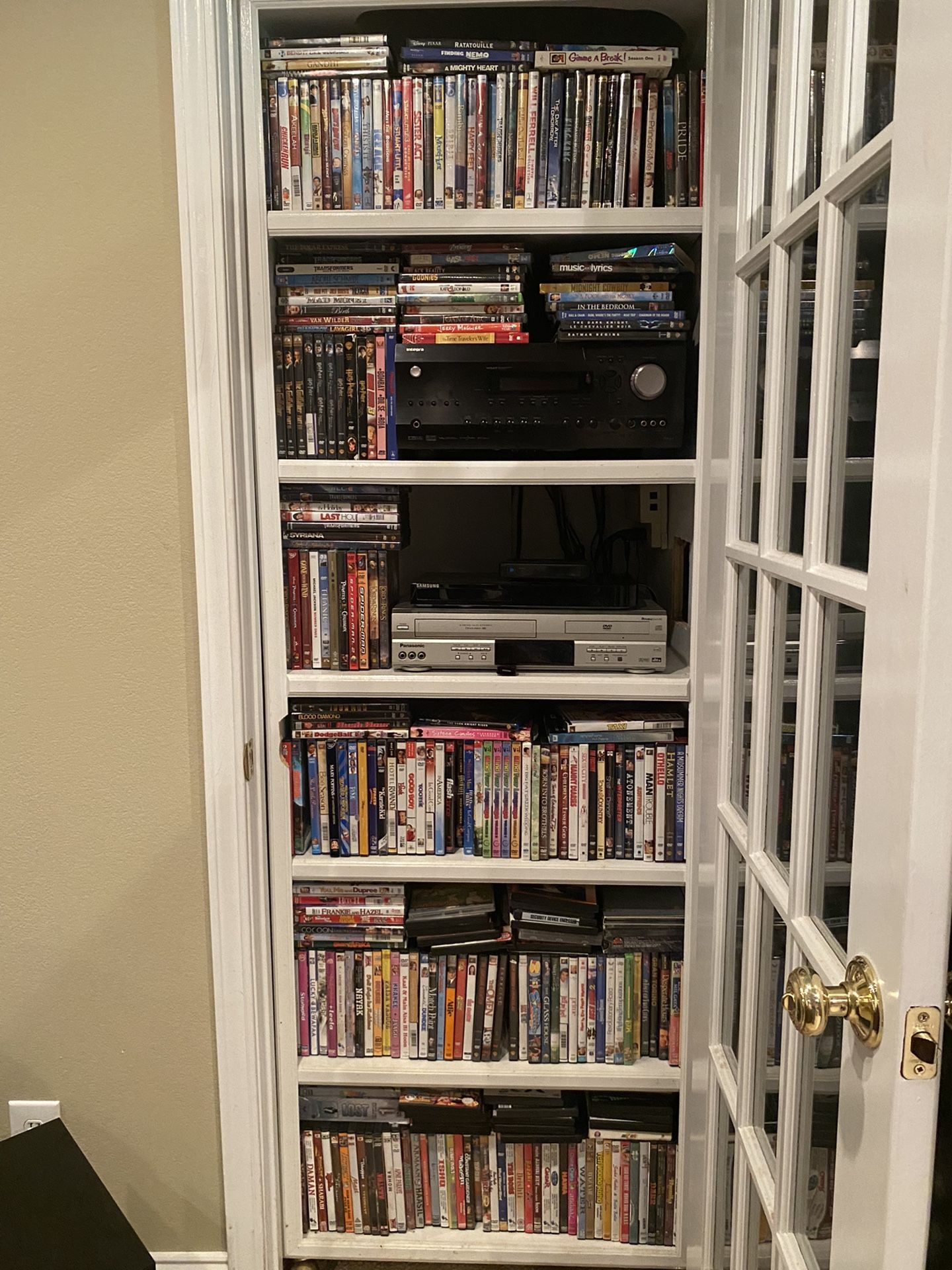 Lots Of Hollywood And Bollywood DVDs