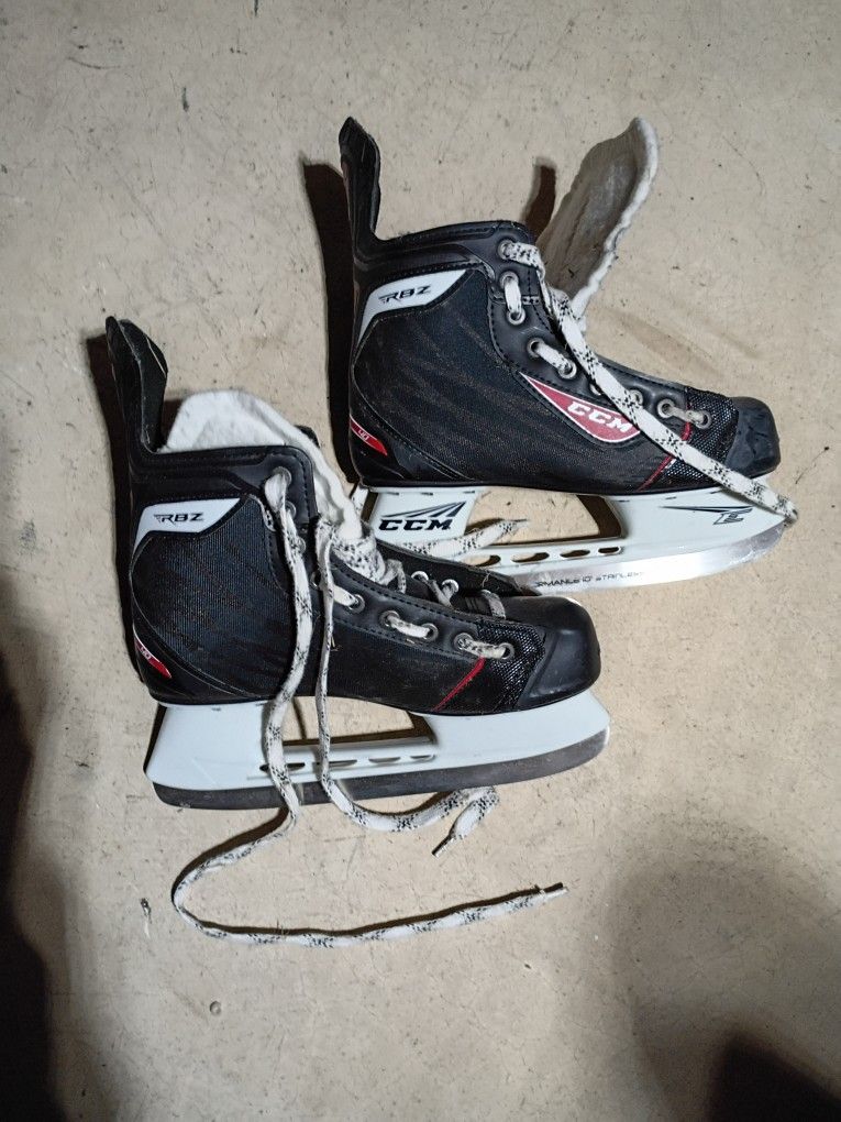 Men's Hockey Skates Size 7