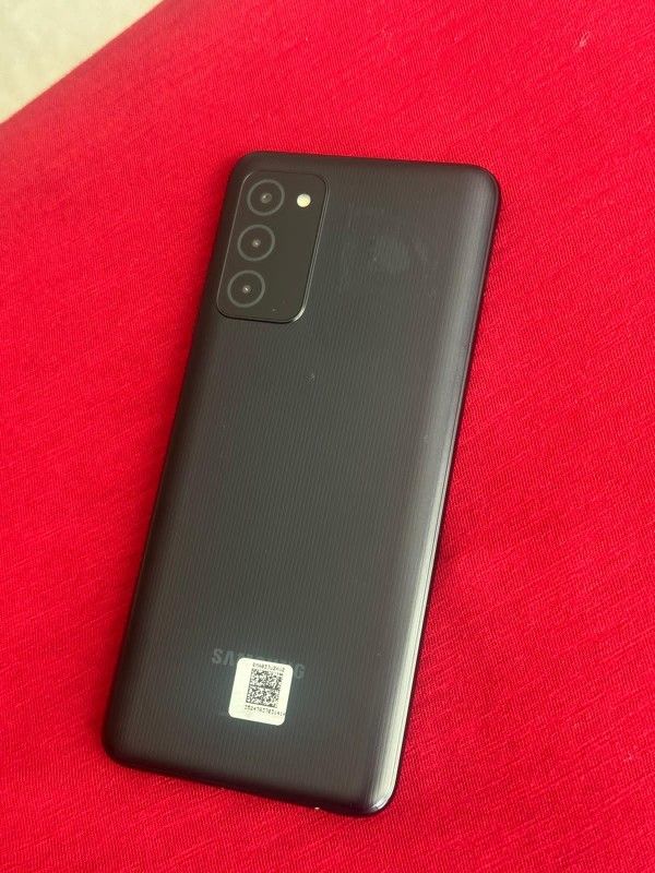 Samsung Galaxy A03s  , Unlocked  for all Company Carrier ,  Excellent Condition Like New 