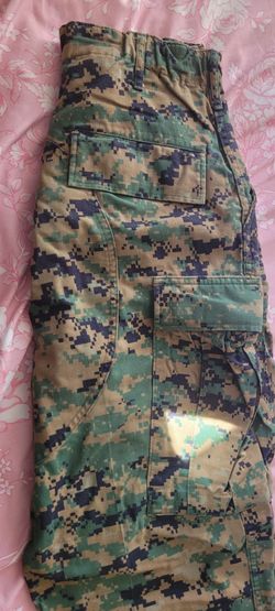 Digital Camo Cargo Pants