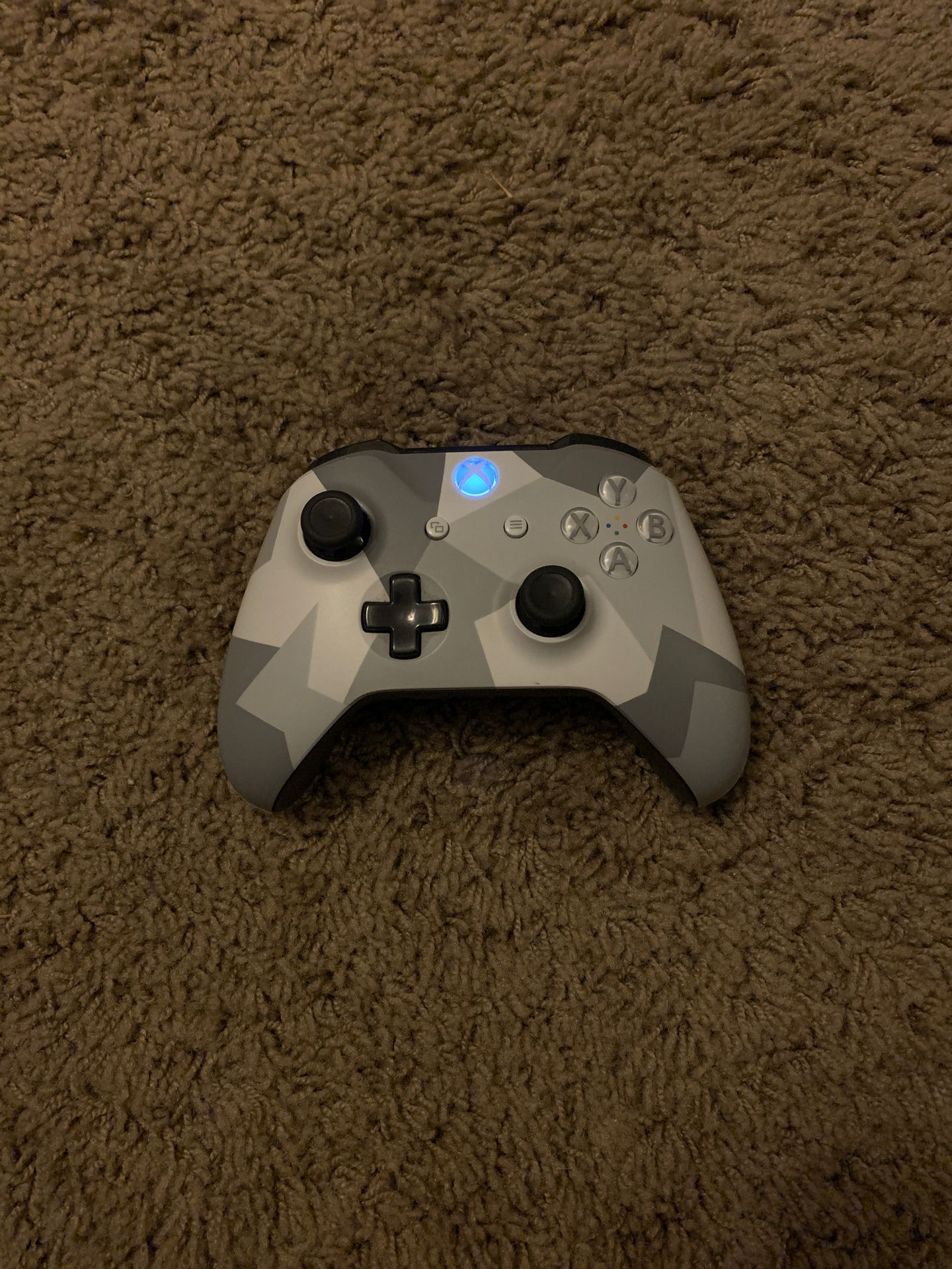 White force Xbox one controller