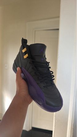 Air Jordan 12 Retro "Field Purple" size 6