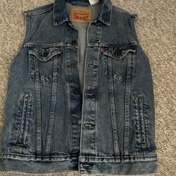 Levis Vest