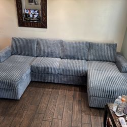 Sectional Sofa 