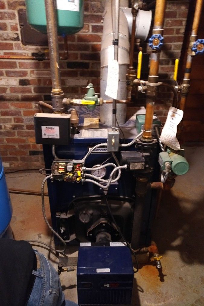 Burnham Oil Fired, Cast Iron, Chimney Vented Boiler - Excellent Shape