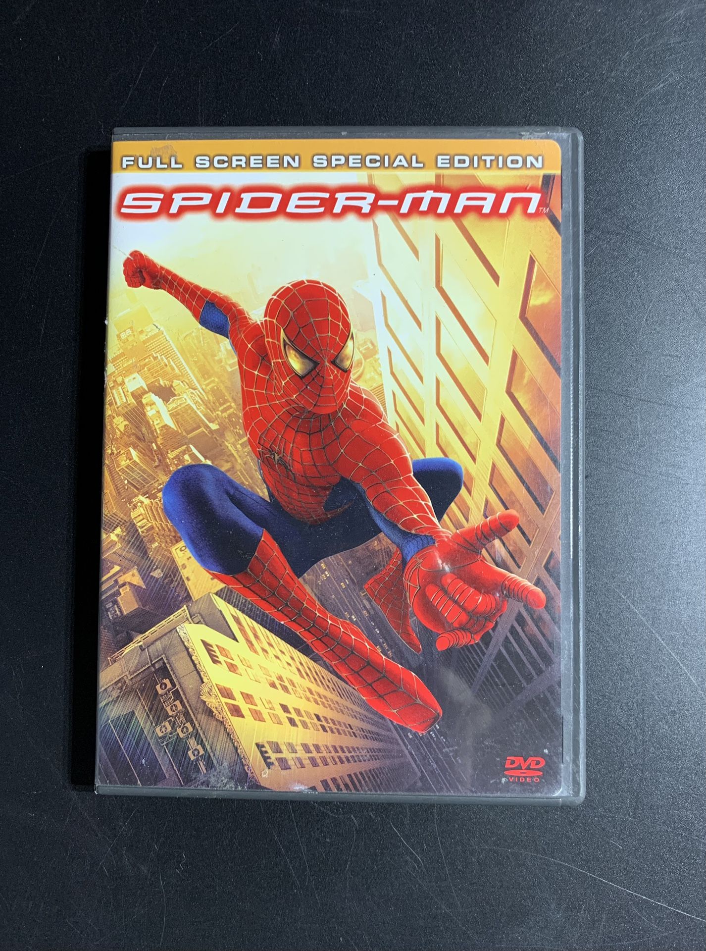 Spider-Man DVD (Full Screen) 2 Disc set W/ DVD insert   Get your hands on the ultimate Spider-Man experience with this 2-disc special edition DVD set.