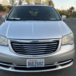 2011 Chrysler Town & Country