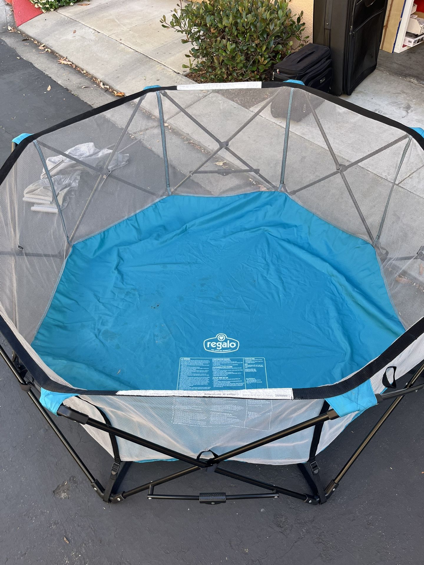 Children’s playpen large