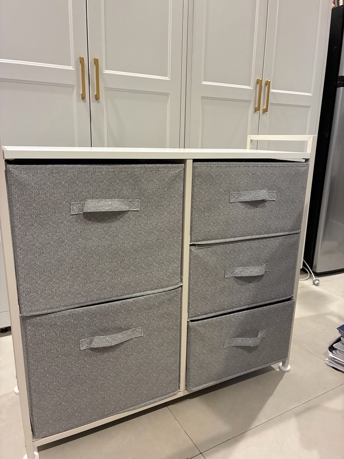Storage drawers