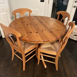 Country Style Pedestal Table 